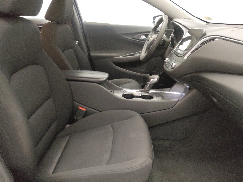 2023 Chevrolet Malibu in Pensacola, FL 32505 - 18134600 21