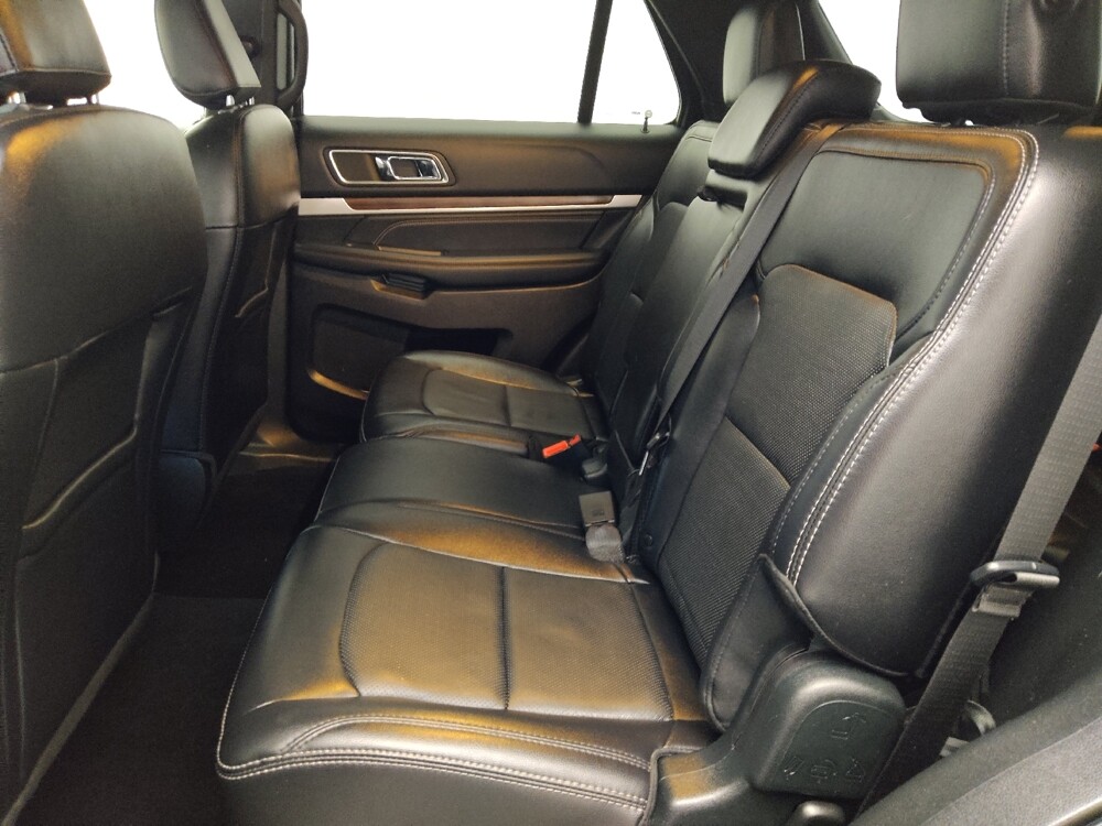 2019 Ford Explorer in Jacksonville, FL 32225 - 18134603 18