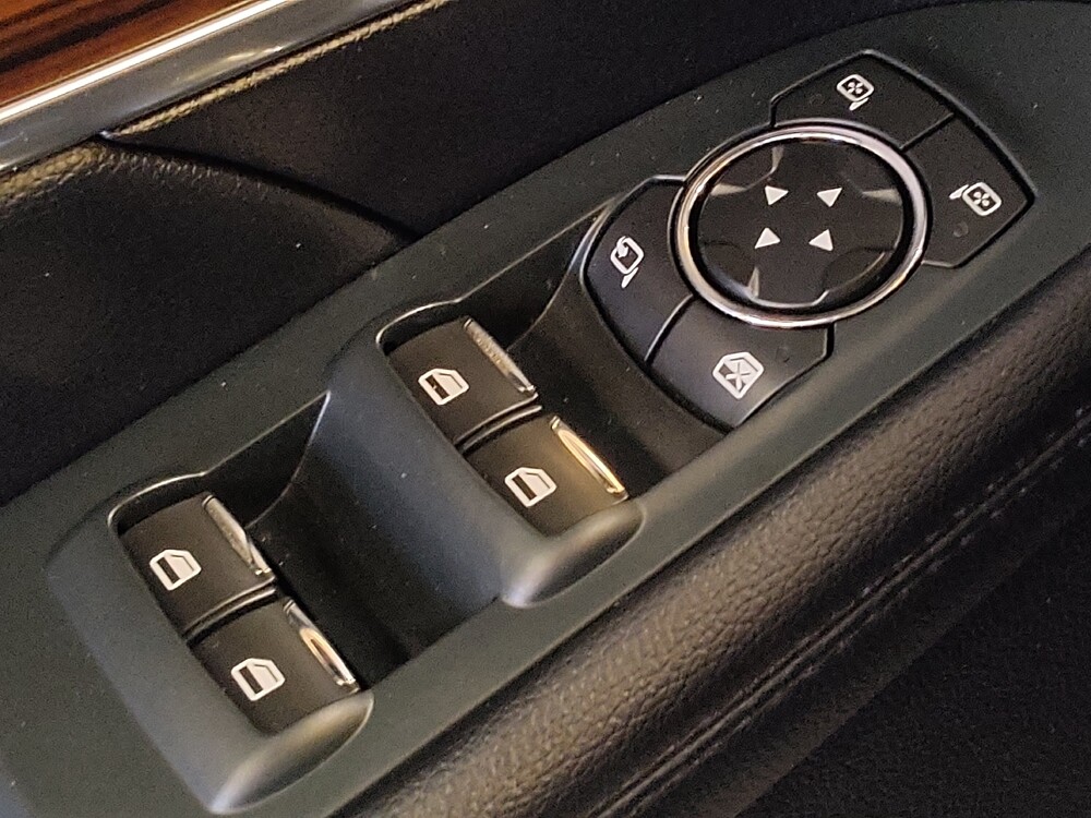 2019 Ford Explorer in Jacksonville, FL 32225 - 18134603 27