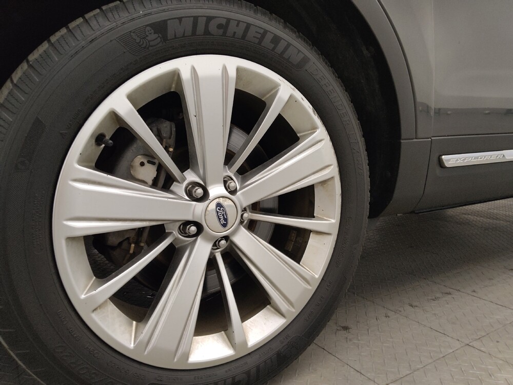 2019 Ford Explorer in Jacksonville, FL 32225 - 18134603 31