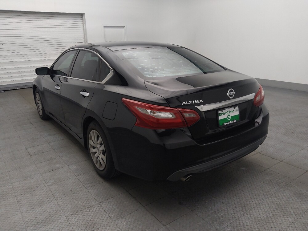 2018 Nissan Altima in Pensacola, FL 32505 - 18134604 5