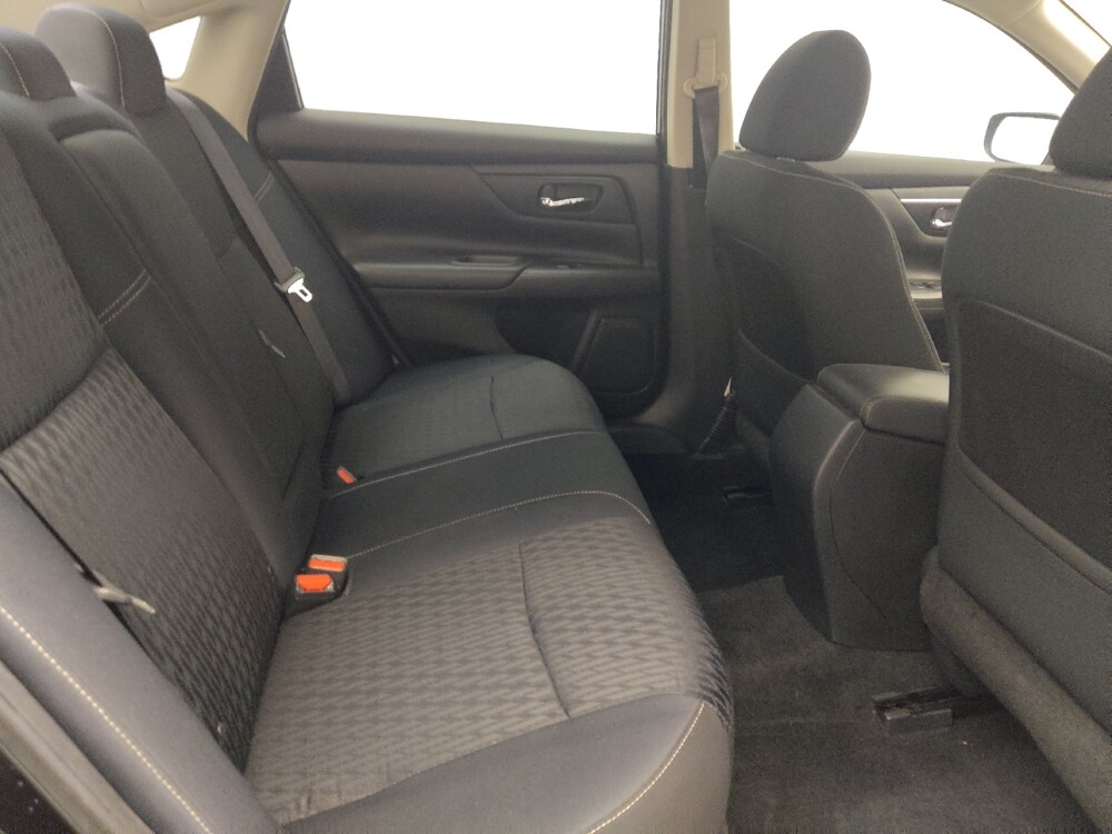 2018 Nissan Altima in Pensacola, FL 32505 - 18134604 19