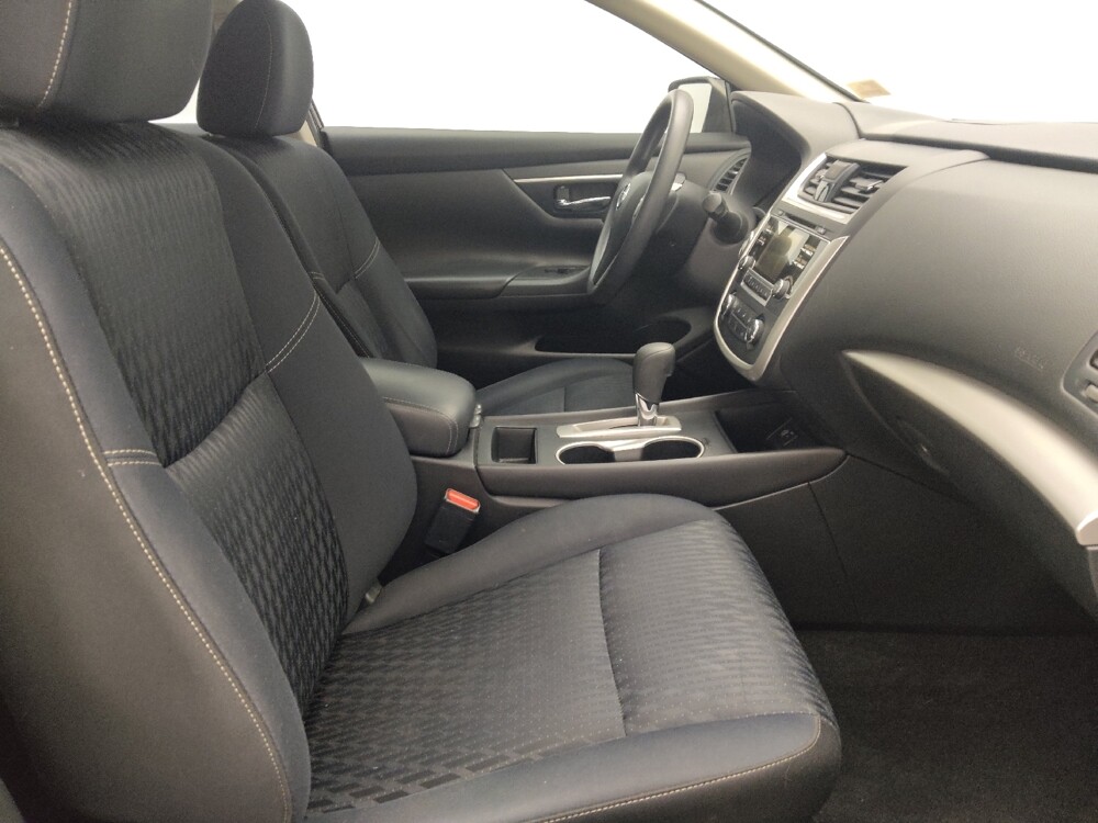 2018 Nissan Altima in Pensacola, FL 32505 - 18134604 21