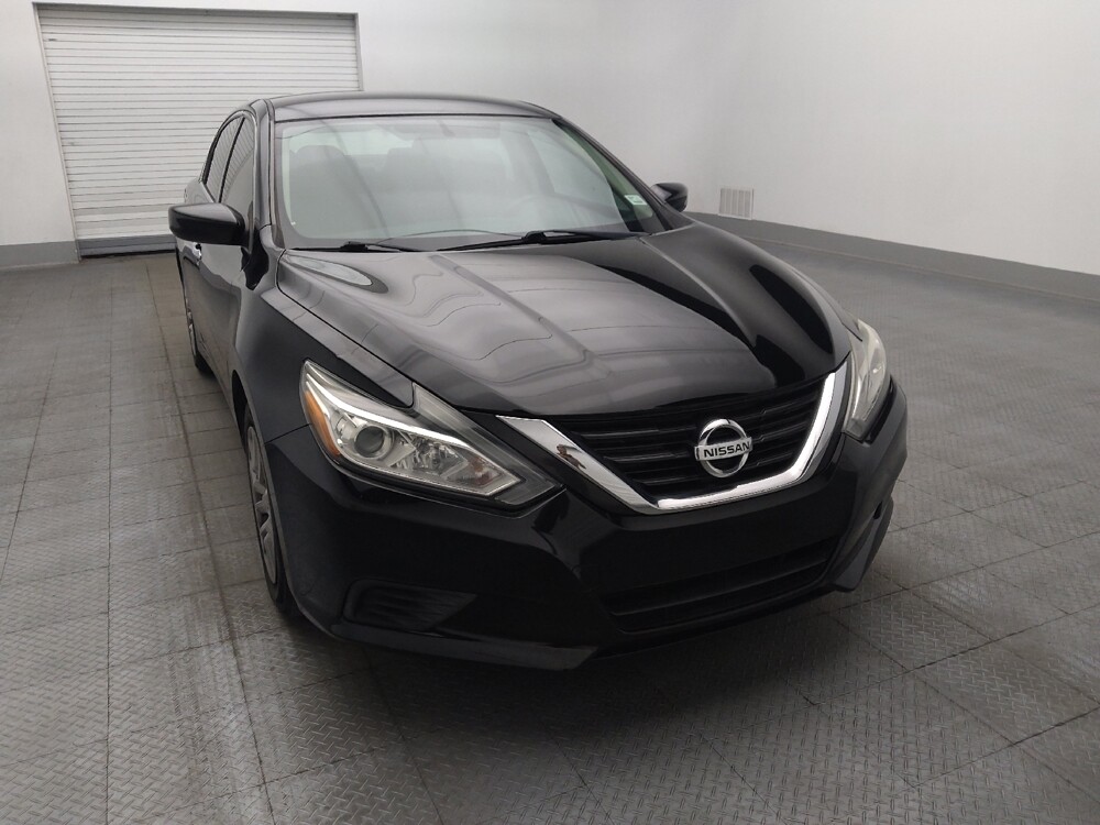 2018 Nissan Altima in Pensacola, FL 32505 - 18134604 14