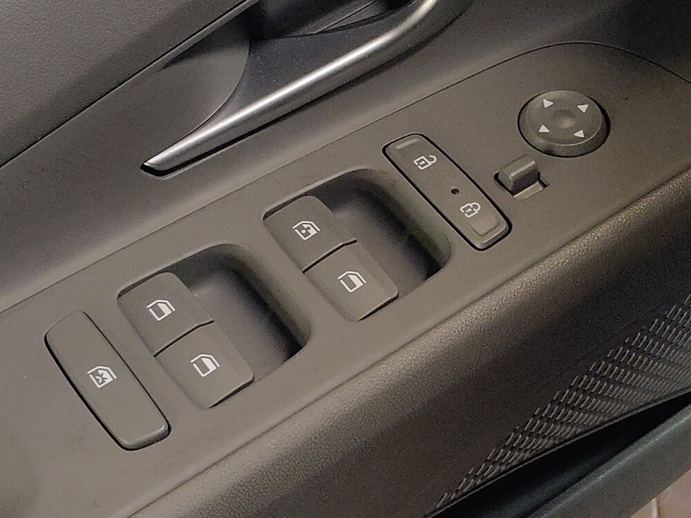 2022 Hyundai Elantra in Lauderdale Lakes, FL 33313 - 18134614 27