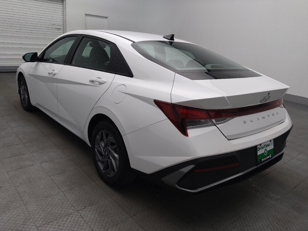 2024 Hyundai Elantra in Kissimmee, FL 34744 - 18134616 5