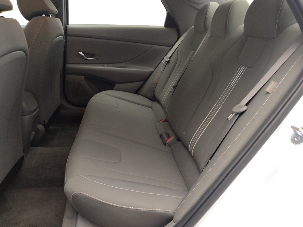 2024 Hyundai Elantra in Kissimmee, FL 34744 - 18134616 18