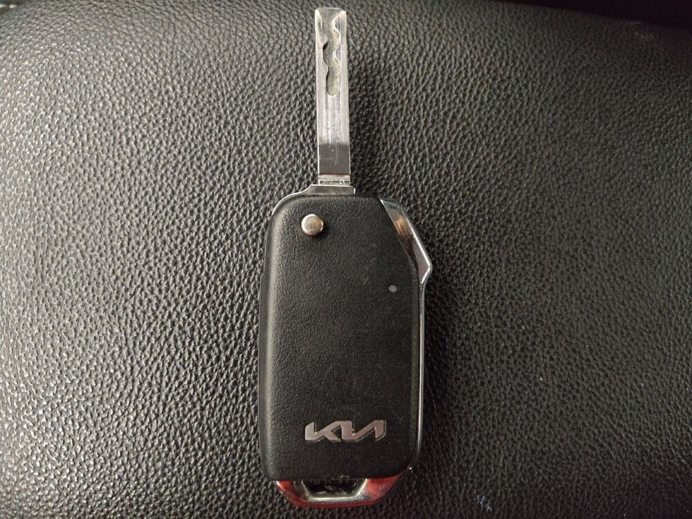 2023 Kia Forte in Kissimmee, FL 34744 - 18134620 32