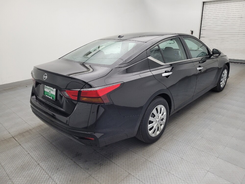 2020 Nissan Altima in Raleigh, NC 27604 - 18134634 9