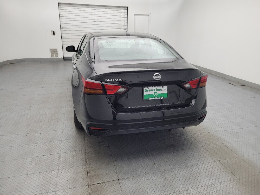 2020 Nissan Altima in Raleigh, NC 27604 - 18134634 6