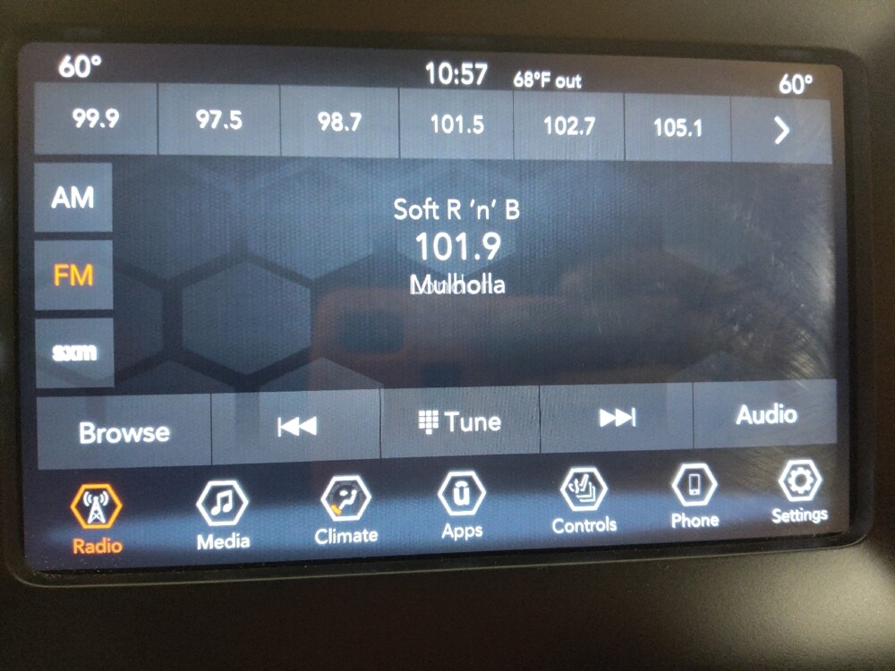 2019 Jeep Cherokee in Conway, SC 29526 - 18134636 25