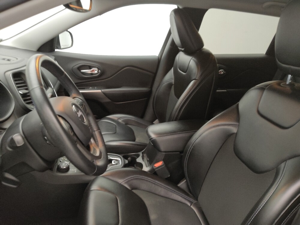 2019 Jeep Cherokee in Conway, SC 29526 - 18134636 17