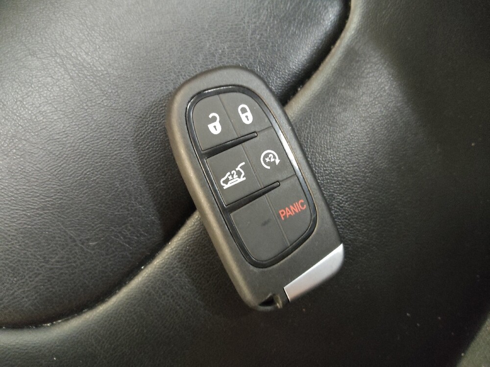 2019 Jeep Cherokee in Conway, SC 29526 - 18134636 32