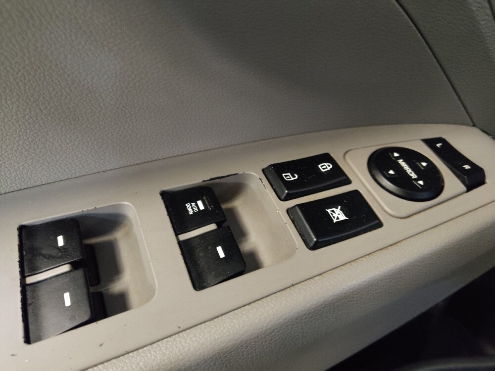 2017 Hyundai Elantra in Charlotte, NC 28273 - 18134638 27