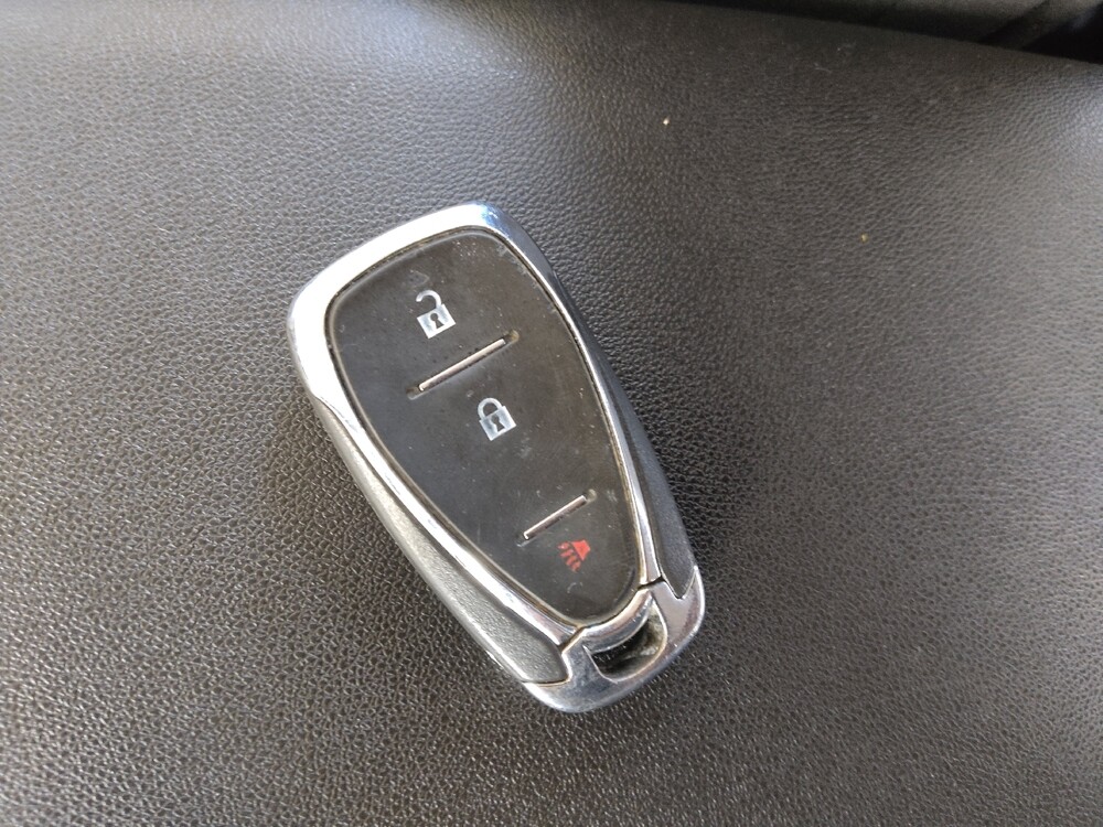 2019 Chevrolet Equinox in Raleigh, NC 27604 - 18134640 32