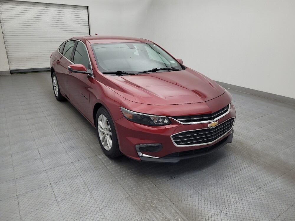 2018 Chevrolet Malibu in Greensboro, NC 27407 - 18134642 13