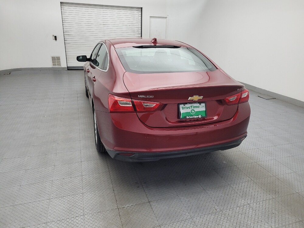 2018 Chevrolet Malibu in Greensboro, NC 27407 - 18134642 6