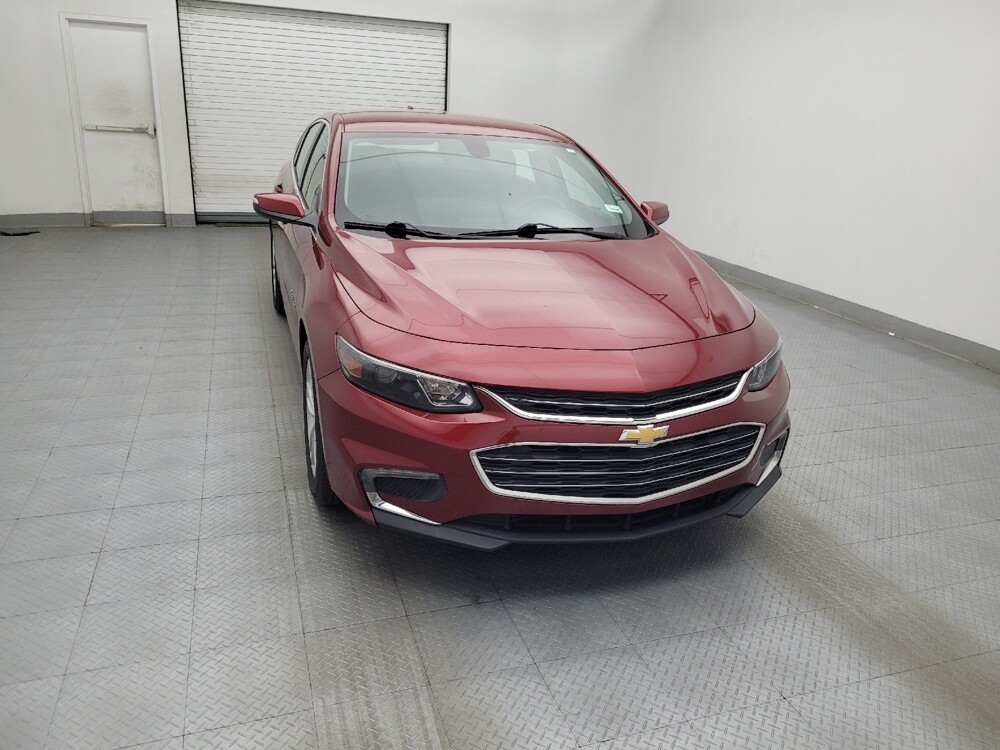 2018 Chevrolet Malibu in Greensboro, NC 27407 - 18134642 14