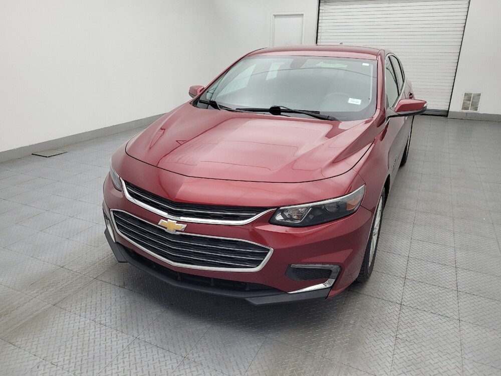 2018 Chevrolet Malibu in Greensboro, NC 27407 - 18134642 15