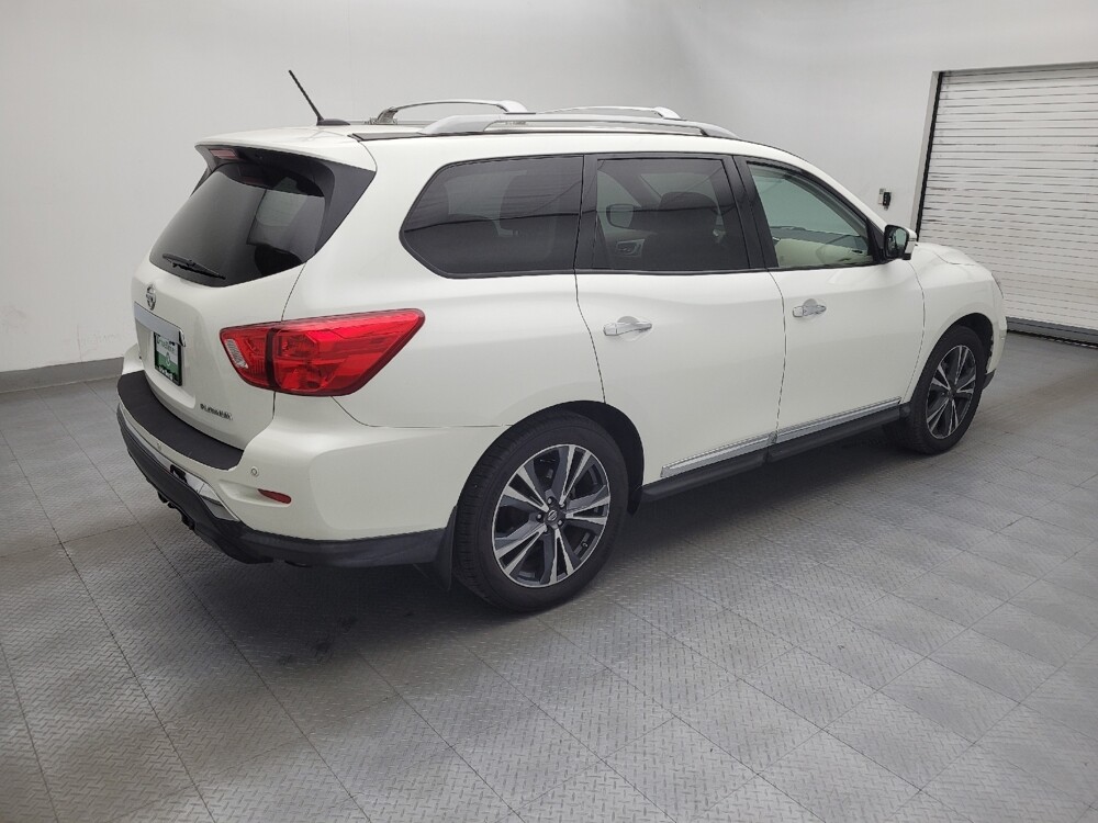 2018 Nissan Pathfinder in Charleston, SC 29414 - 18134650 10