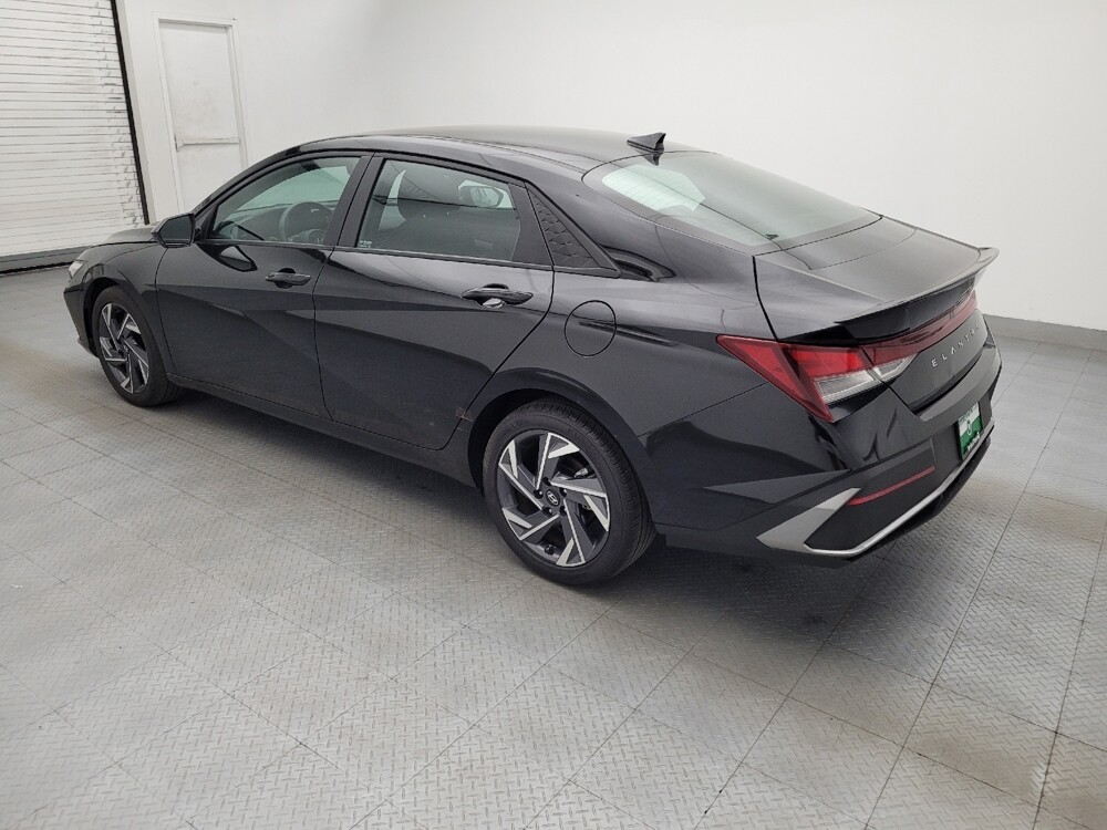 2025 Hyundai Elantra in Raleigh, NC 27604 - 18134652 3