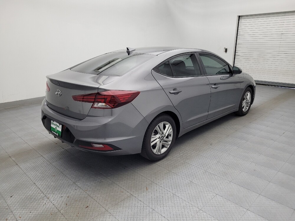 2020 Hyundai Elantra in Greensboro, NC 27407 - 18134657 9