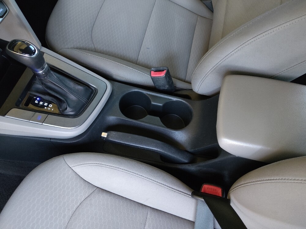 2020 Hyundai Elantra in Greensboro, NC 27407 - 18134657 26