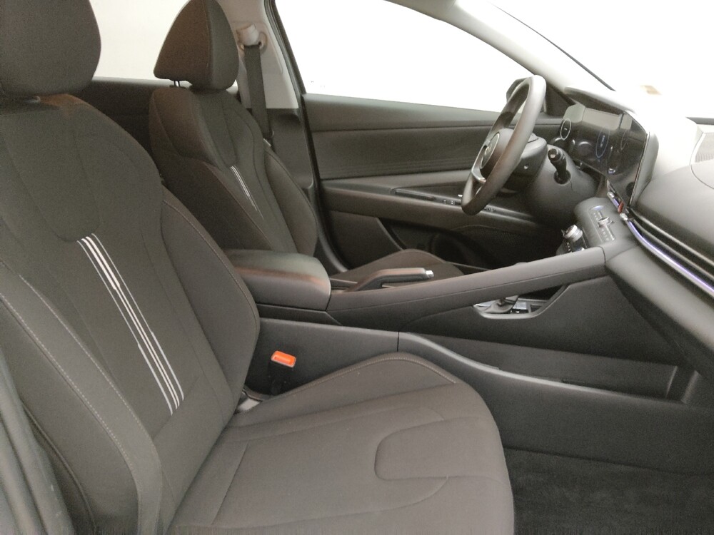 2024 Hyundai Elantra in Raleigh, NC 27604 - 18134658 21