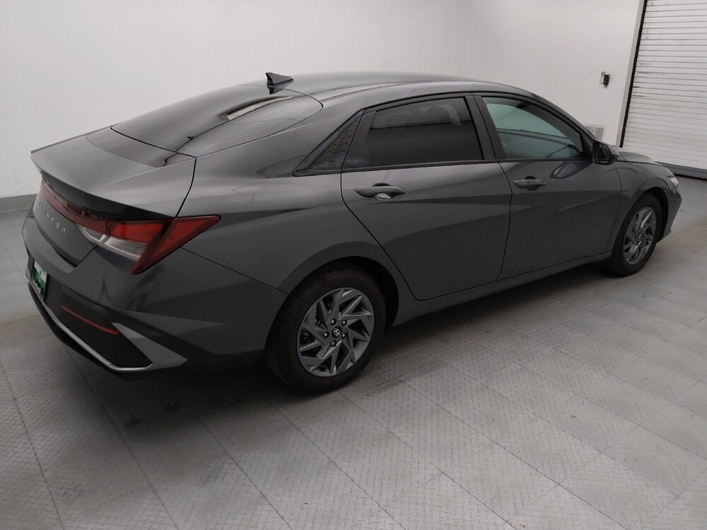 2024 Hyundai Elantra in Raleigh, NC 27604 - 18134658 10