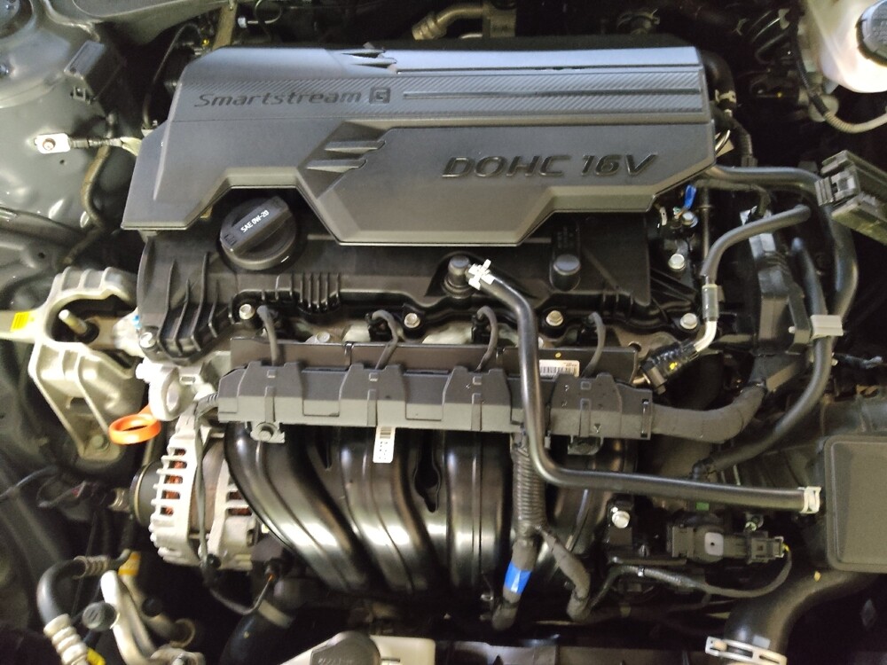 2024 Hyundai Elantra in Raleigh, NC 27604 - 18134658 30