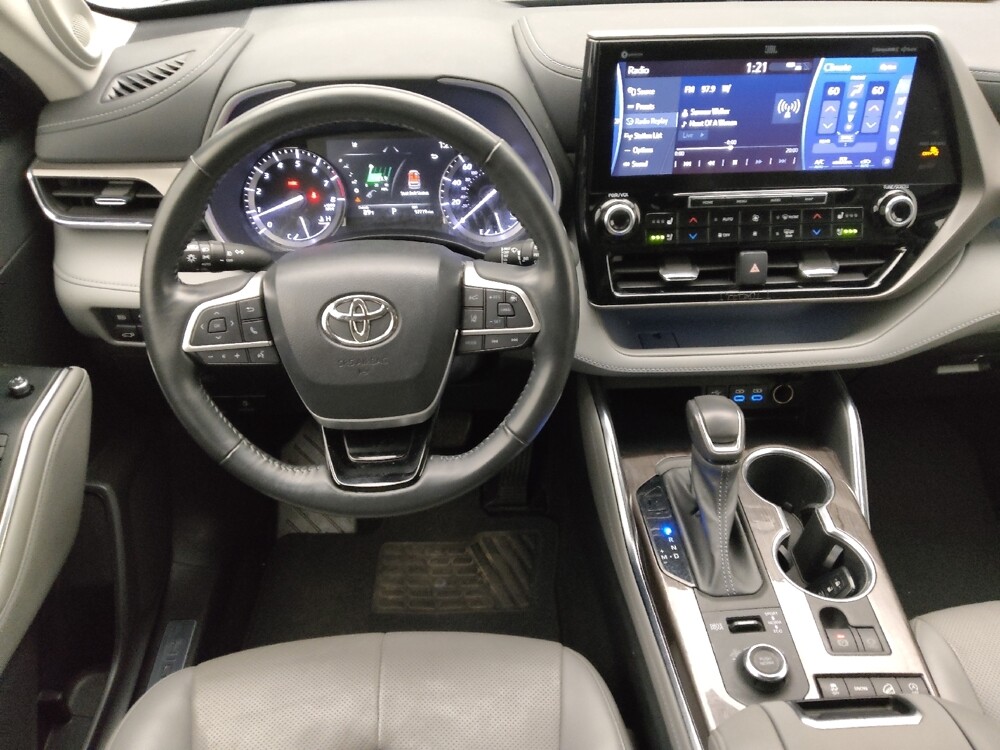 2022 Toyota Highlander in Charleston, SC 29414 - 18134662 22