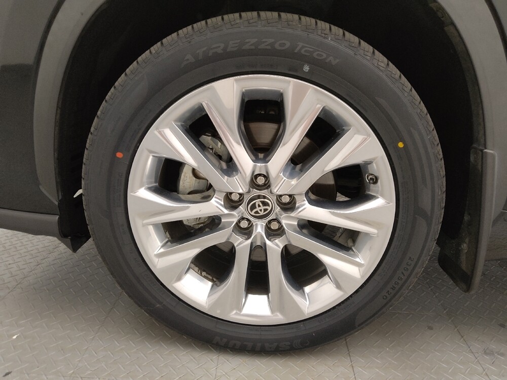 2022 Toyota Highlander in Charleston, SC 29414 - 18134662 31