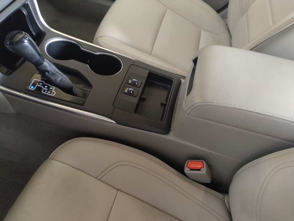 2016 Toyota Camry in Raleigh, NC 27604 - 18134663 26