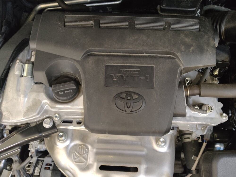 2016 Toyota Camry in Raleigh, NC 27604 - 18134663 30