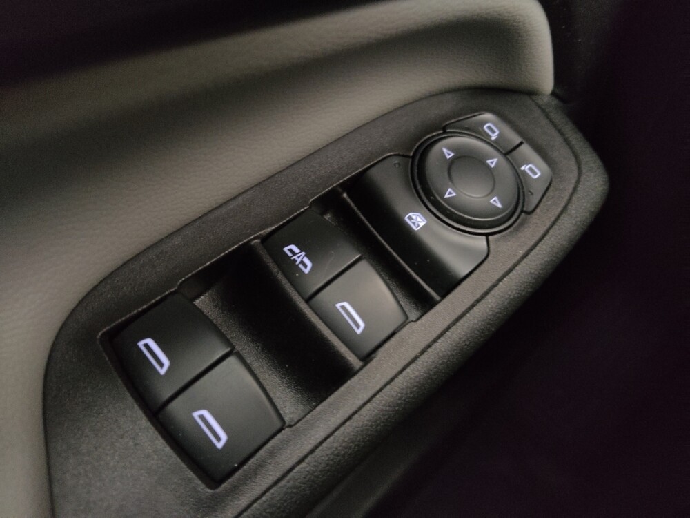 2020 Chevrolet Equinox in Albuquerque, NM 87123 - 18134679 27