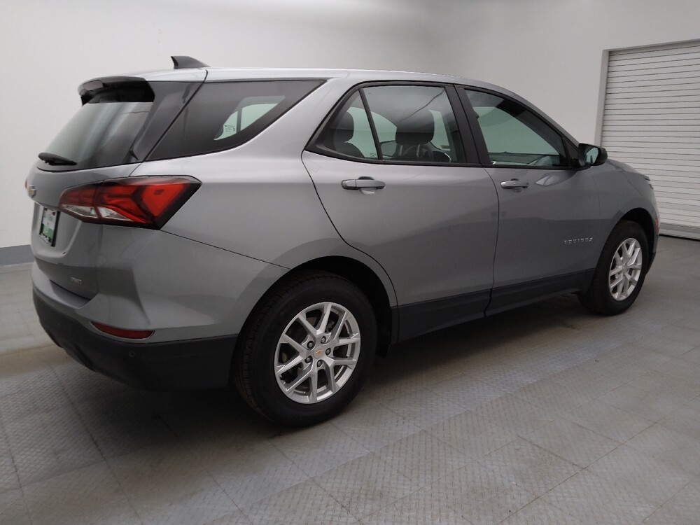 2024 Chevrolet Equinox in Denver, CO 80012 - 18134683 10