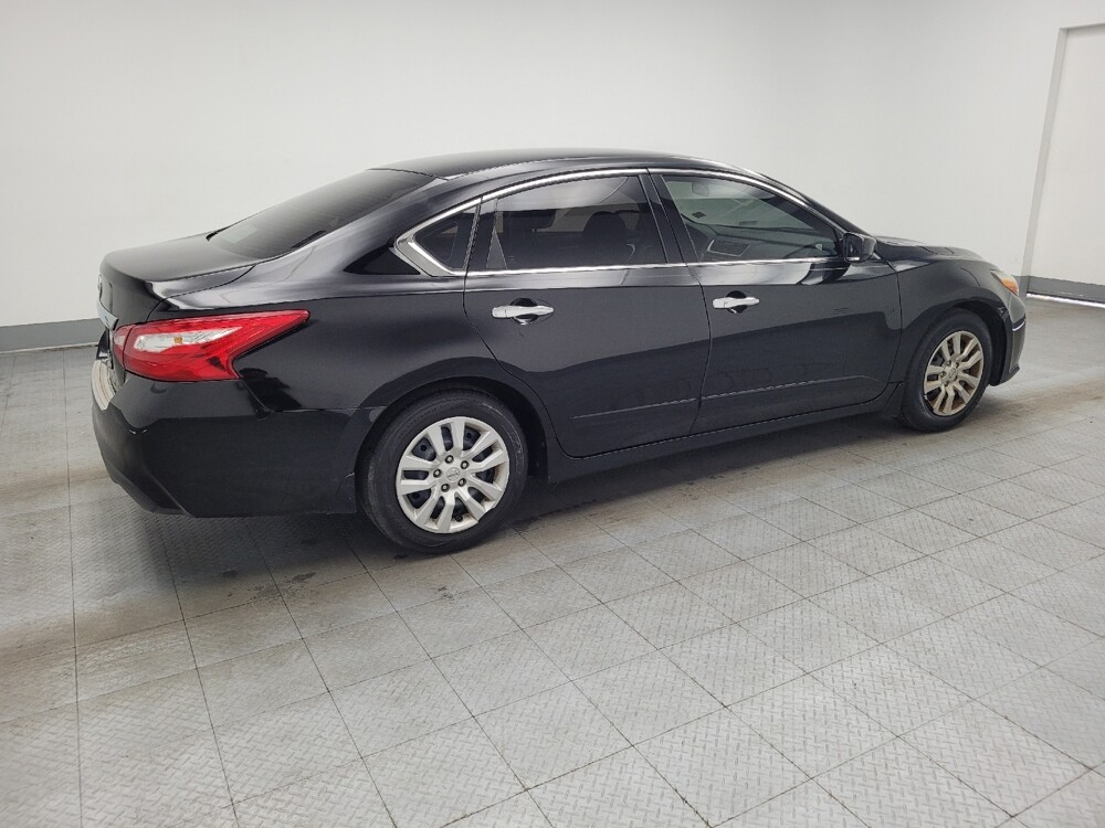 2017 Nissan Altima in Memphis, TN 38128 - 18134697 10