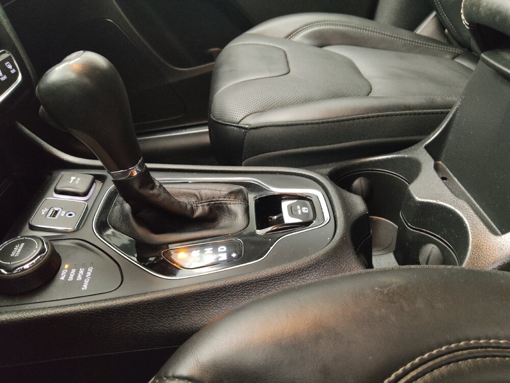 2019 Jeep Cherokee in Memphis, TN 38128 - 18134706 26