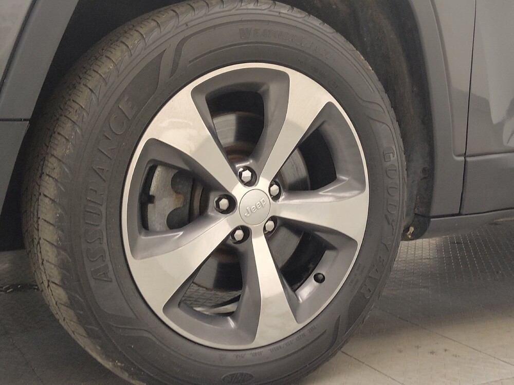 2019 Jeep Cherokee in Memphis, TN 38128 - 18134706 31