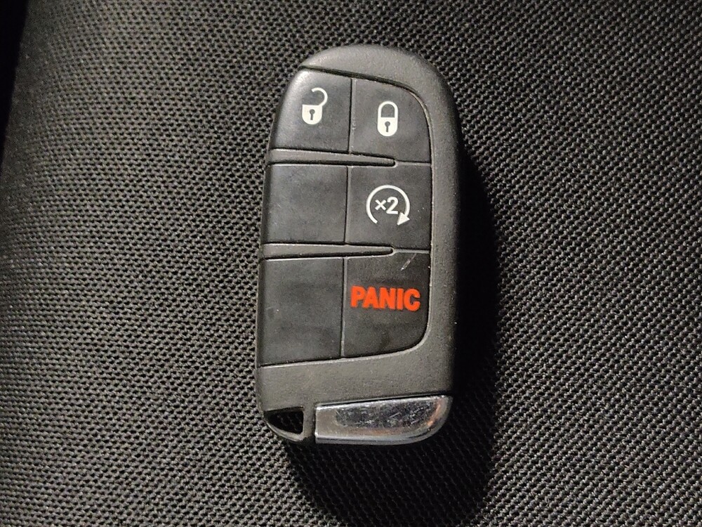 2021 Jeep Renegade in Houston, TX 77060 - 18134720 32