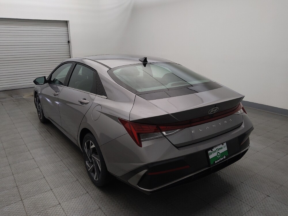 2025 Hyundai Elantra in Corpus Christi, TX 78412 - 18134723 5