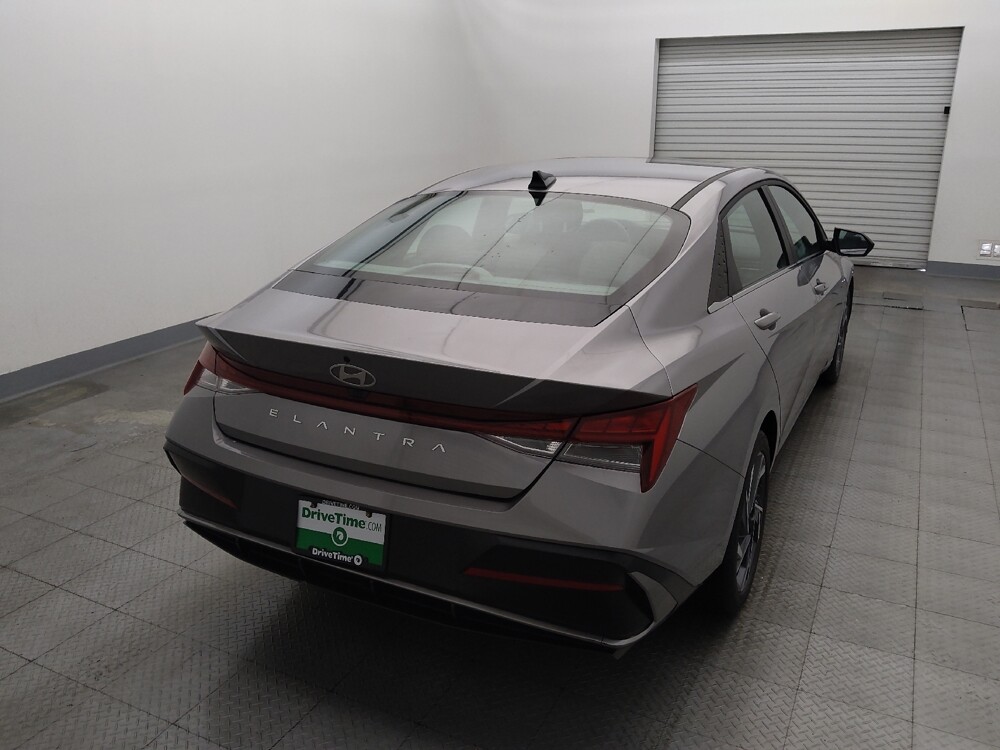 2025 Hyundai Elantra in Corpus Christi, TX 78412 - 18134723 7