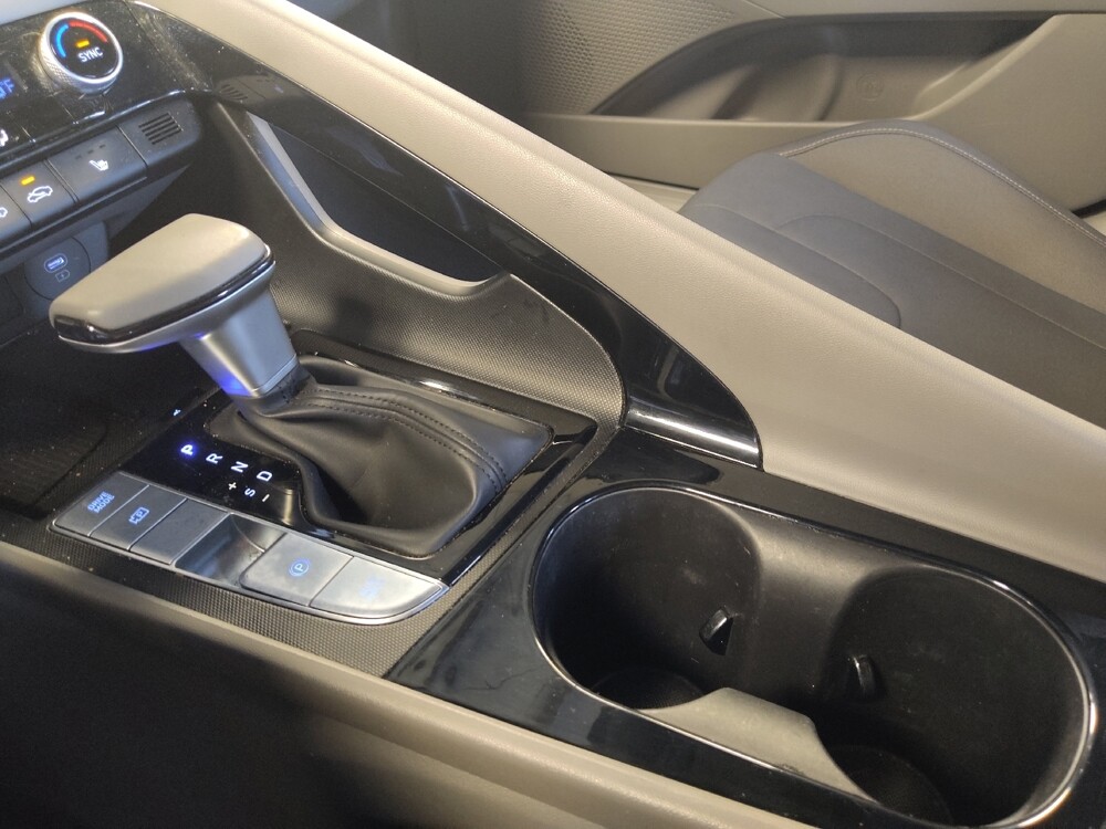 2025 Hyundai Elantra in Corpus Christi, TX 78412 - 18134723 26