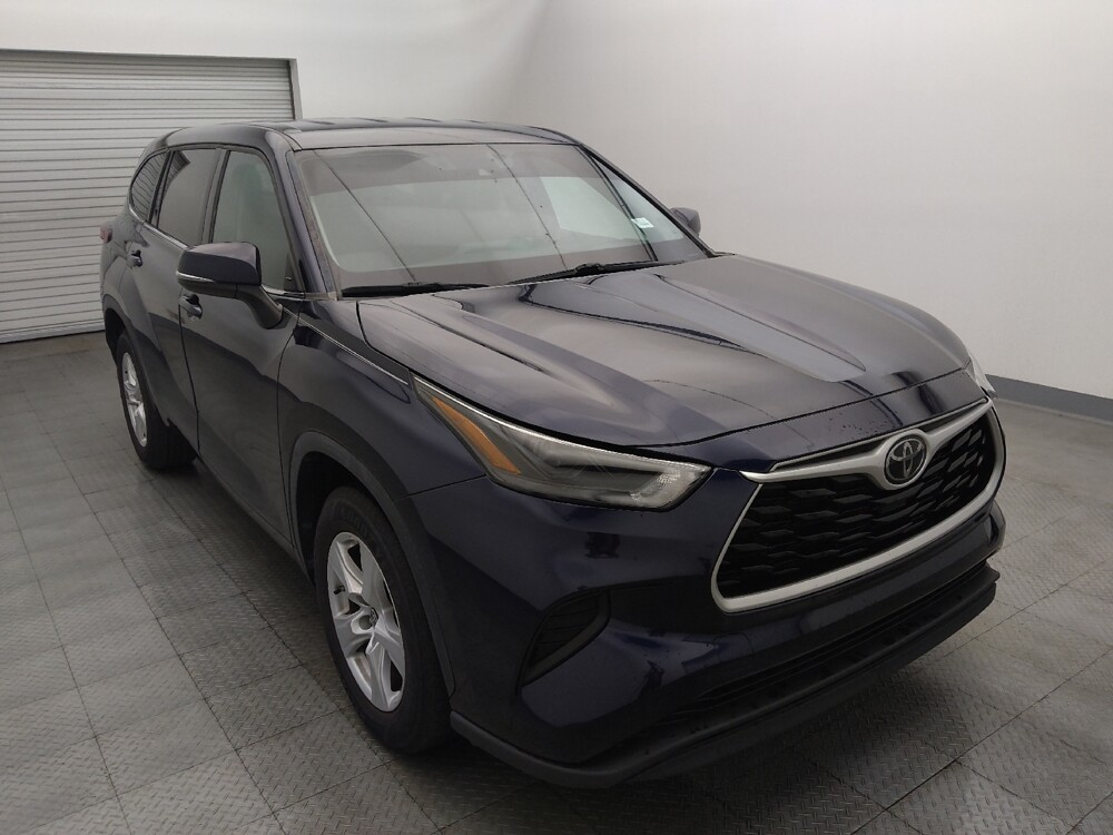 2022 Toyota Highlander in Houston, TX 77060 - 18134725 13