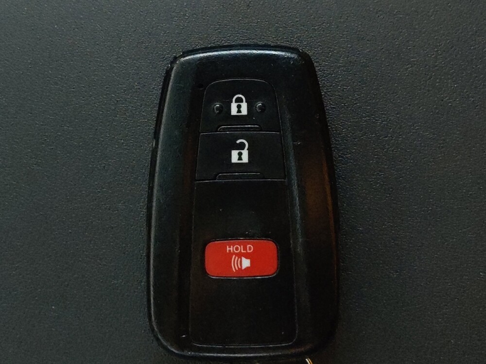 2022 Toyota Highlander in Houston, TX 77060 - 18134725 32