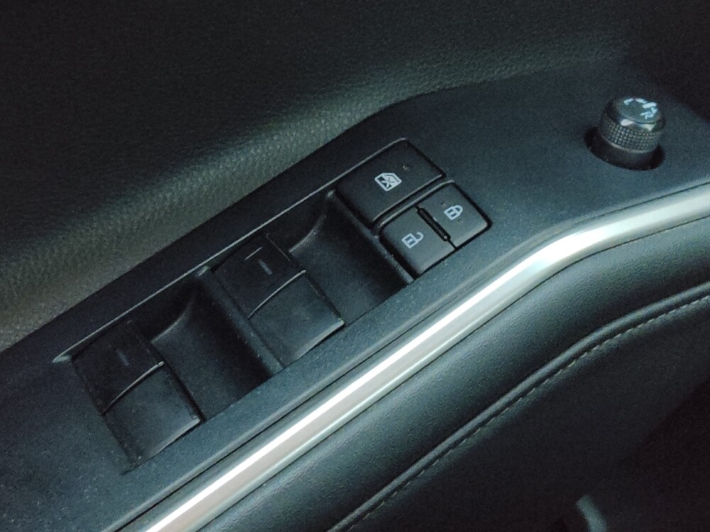 2022 Toyota Highlander in Houston, TX 77060 - 18134725 27