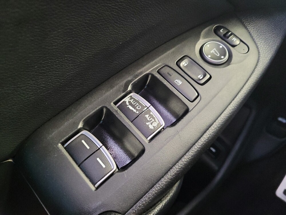 2018 Honda Accord in Indianapolis, IN 46222 - 18134734 27