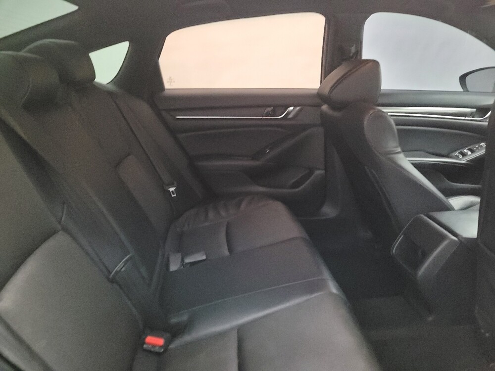 2018 Honda Accord in Indianapolis, IN 46222 - 18134734 19