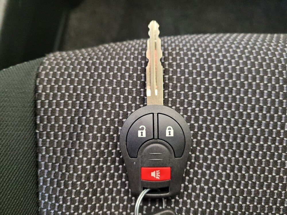 2019 Nissan Versa in Miamisburg, OH 45342 - 18134735 32