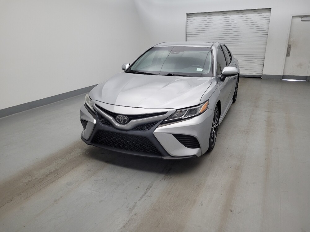 2018 Toyota Camry in Indianapolis, IN 46222 - 18134739 15
